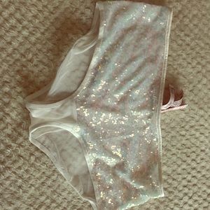 Women’s Large Victoria secrets panties